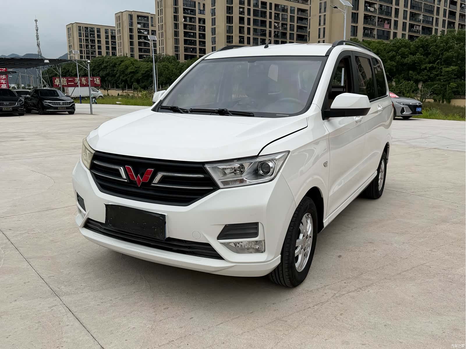 Wuling Hongguang, 2022 1