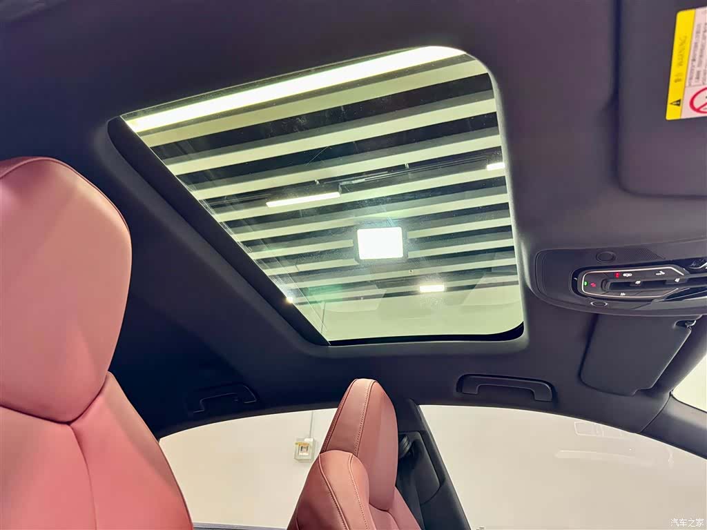 Audi A7L, 2024 23