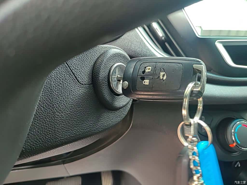 Chevrolet 320, 2017 9