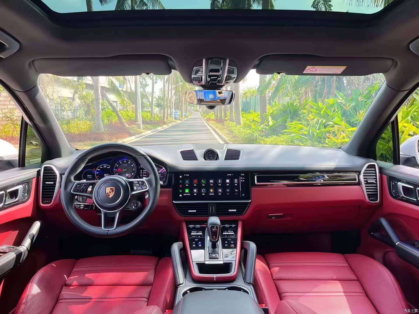 Porsche Cayenne, 2022 все фото