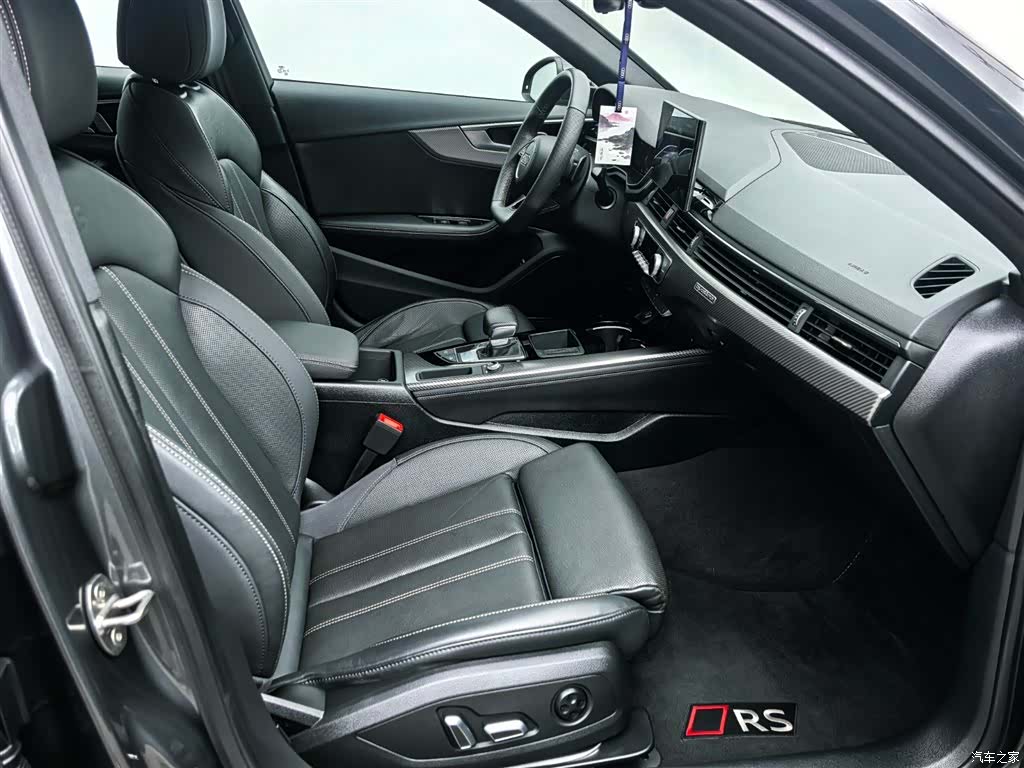 Audi A4L, 2024 11