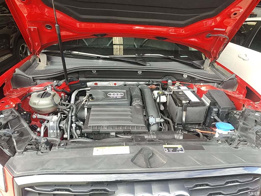 Audi Q2L, 2019 20