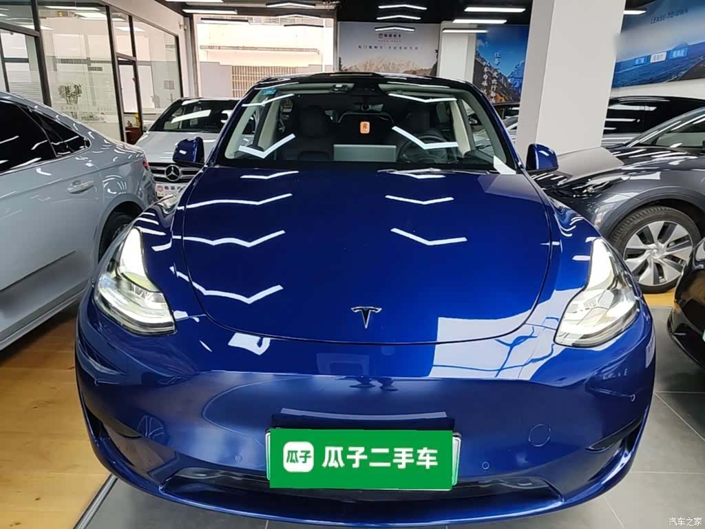 Tesla Model Y, 2023 3
