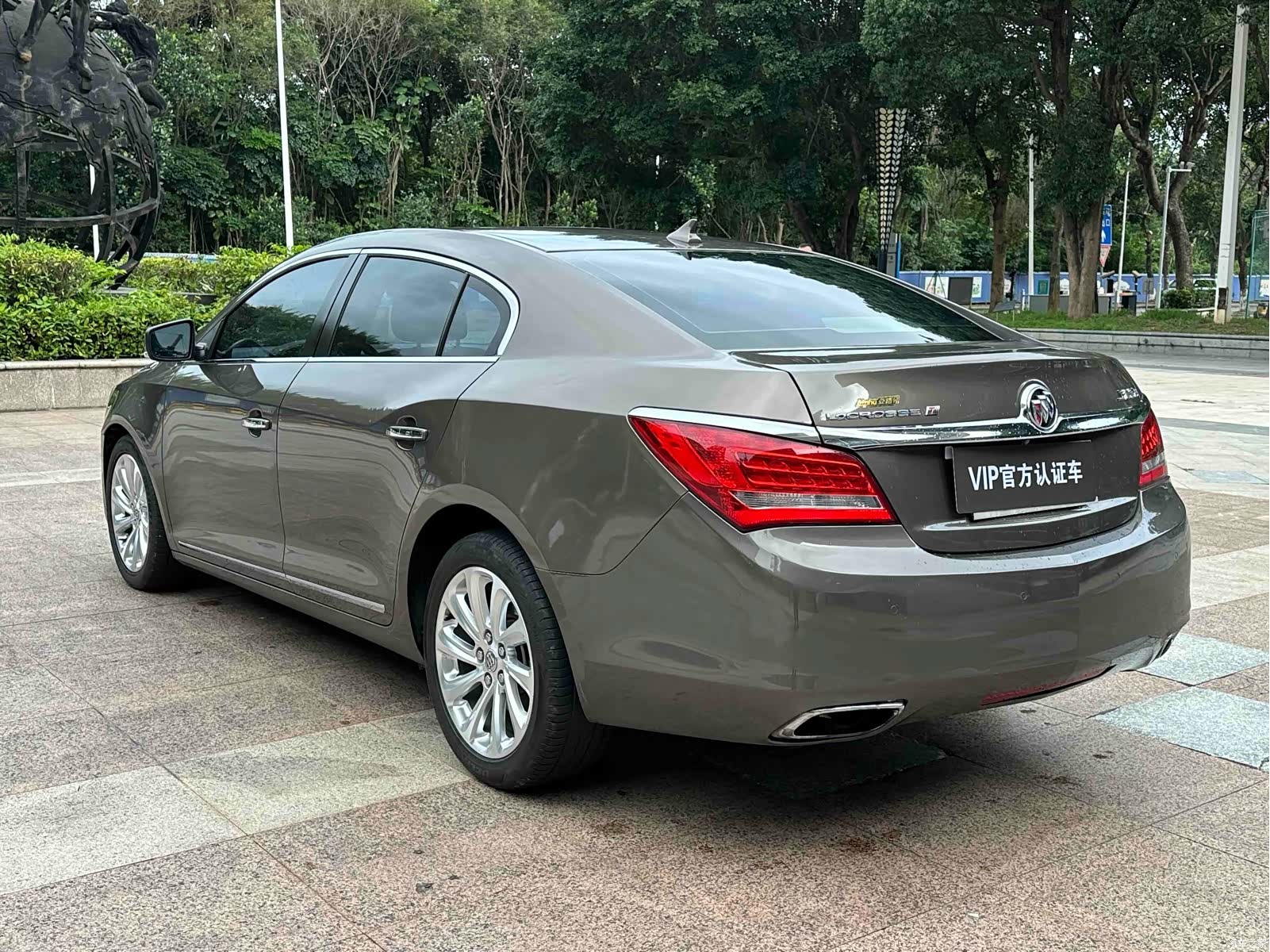 Buick LaCrosse, 2013 8