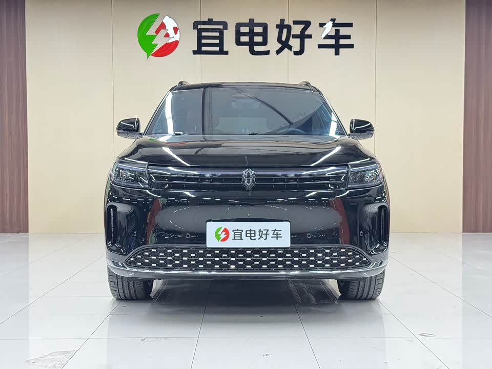 AITO Ask the world M7