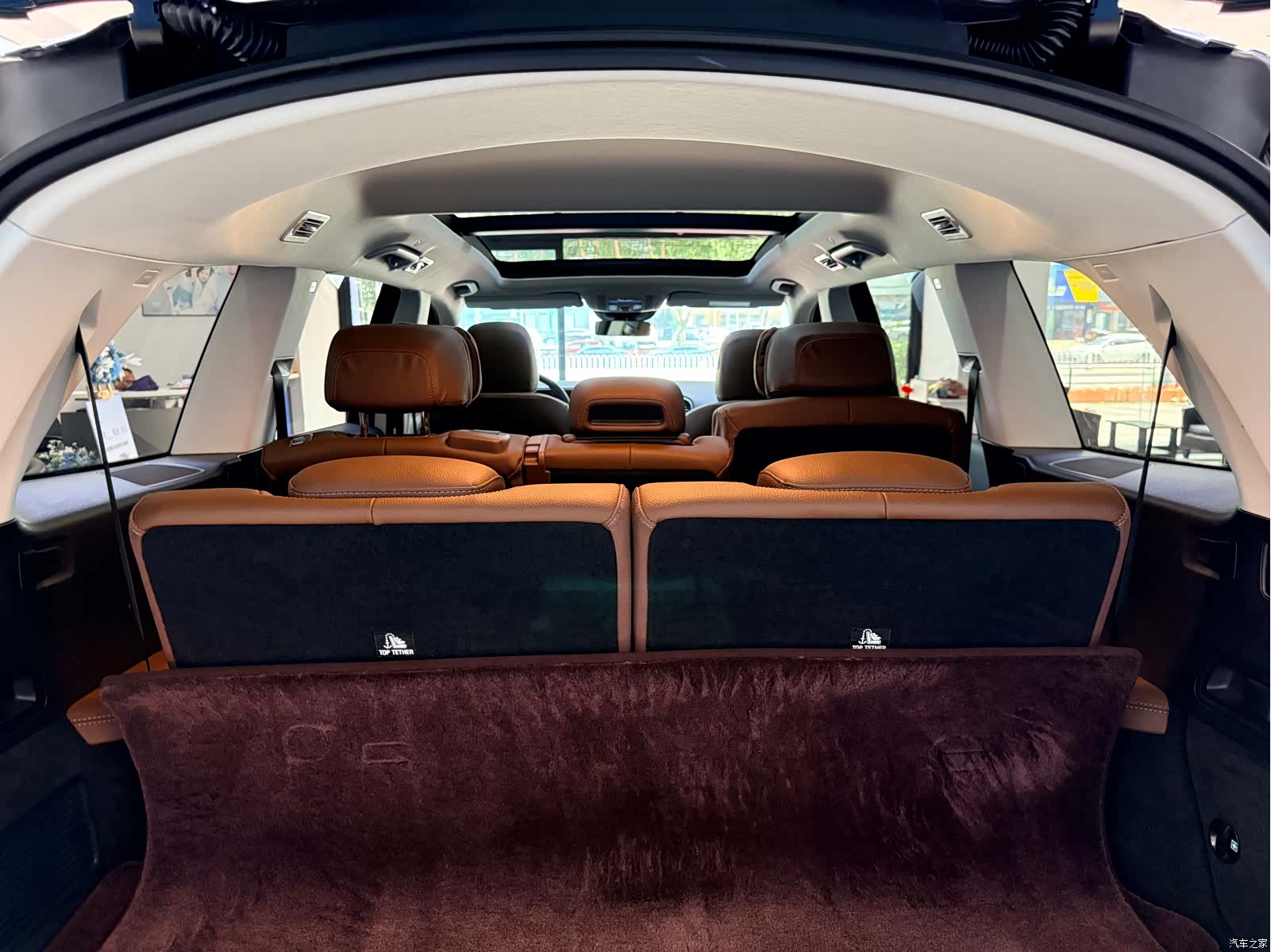 Mercedes-Benz GLS, 2025 28