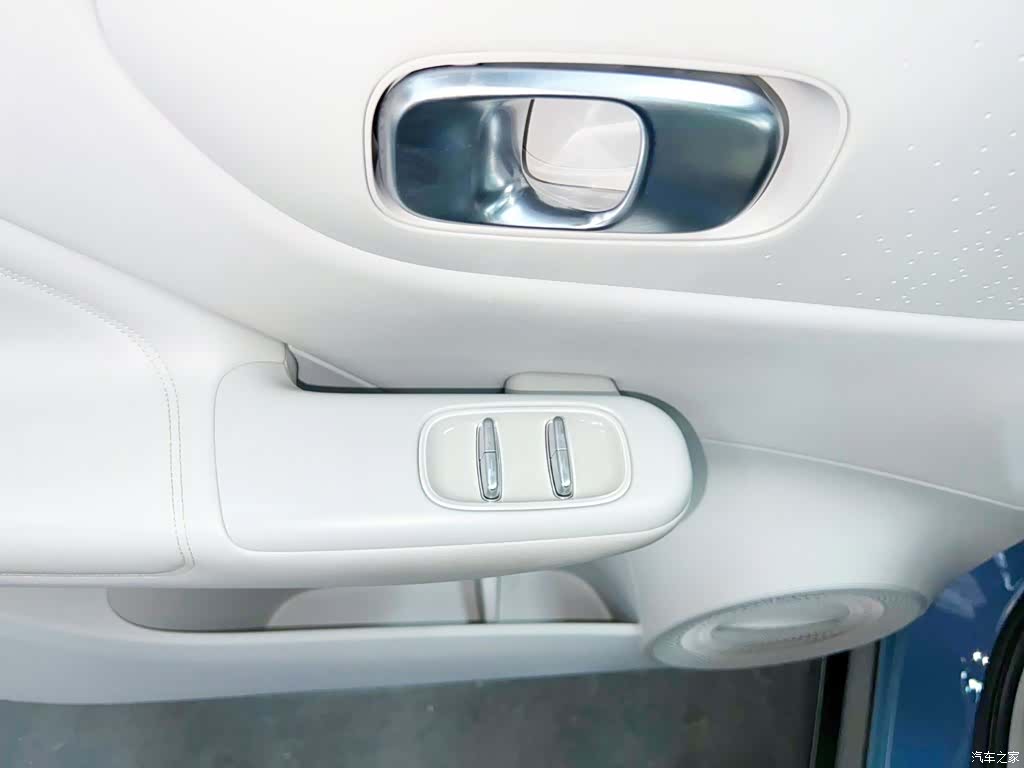 Leapmotor B10, 2025 21