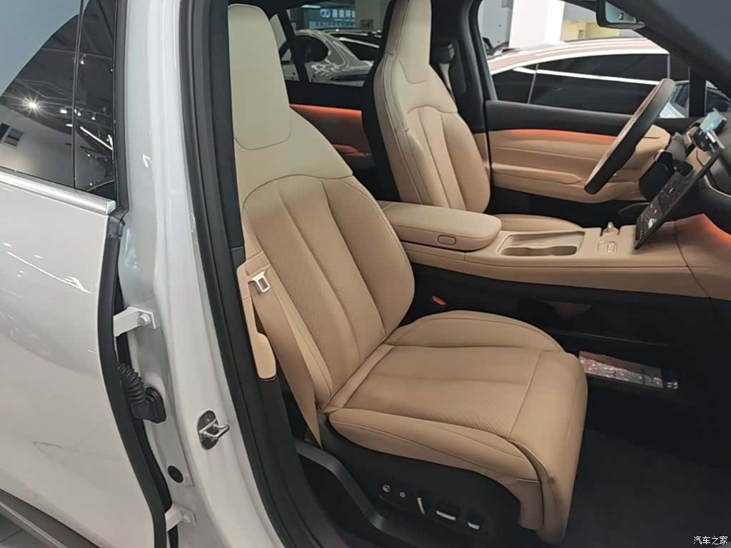 NIO EC7, 2023 25