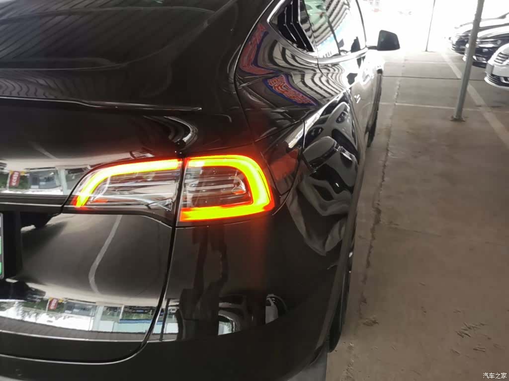 Tesla Model Y, 2021 8