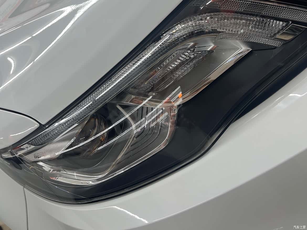 Geely Boyue, 2022 15