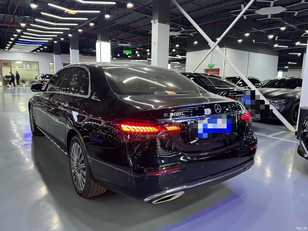 Mercedes-Benz E-Class, 2022 16