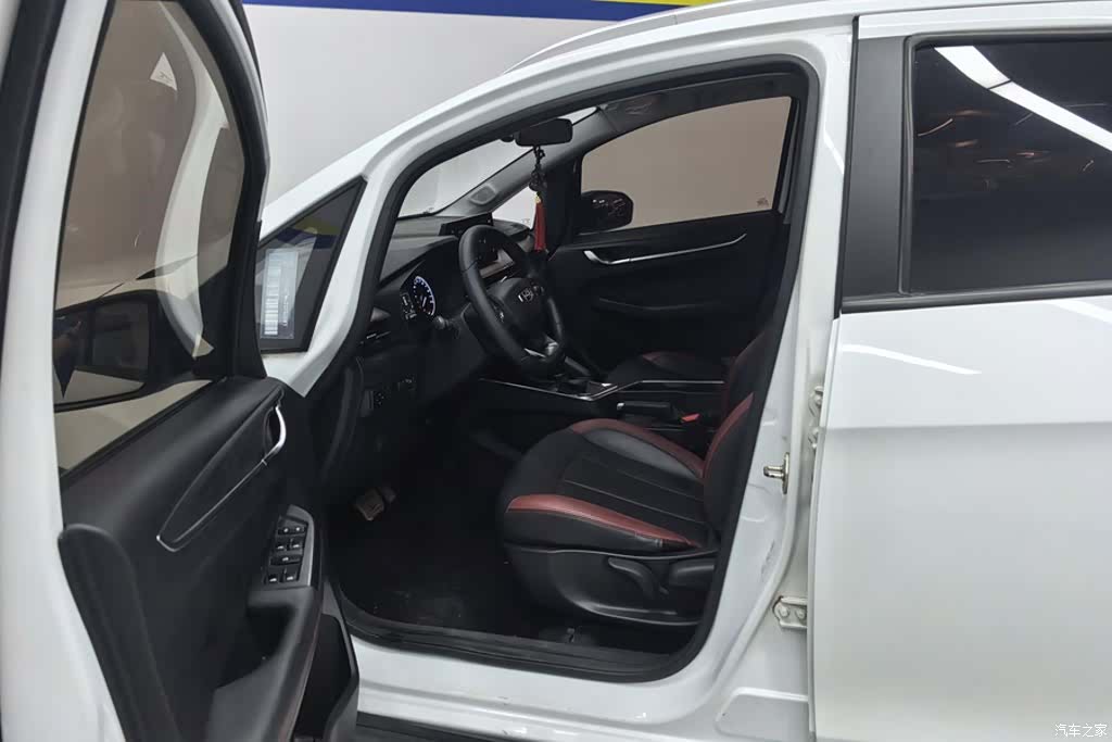Geely X3, 2021 9