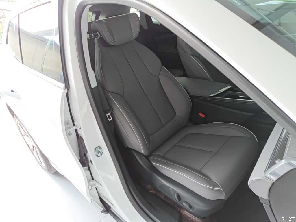 Buick E5, 2025 25