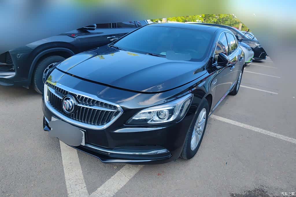 Buick LaCrosse, 2017 1