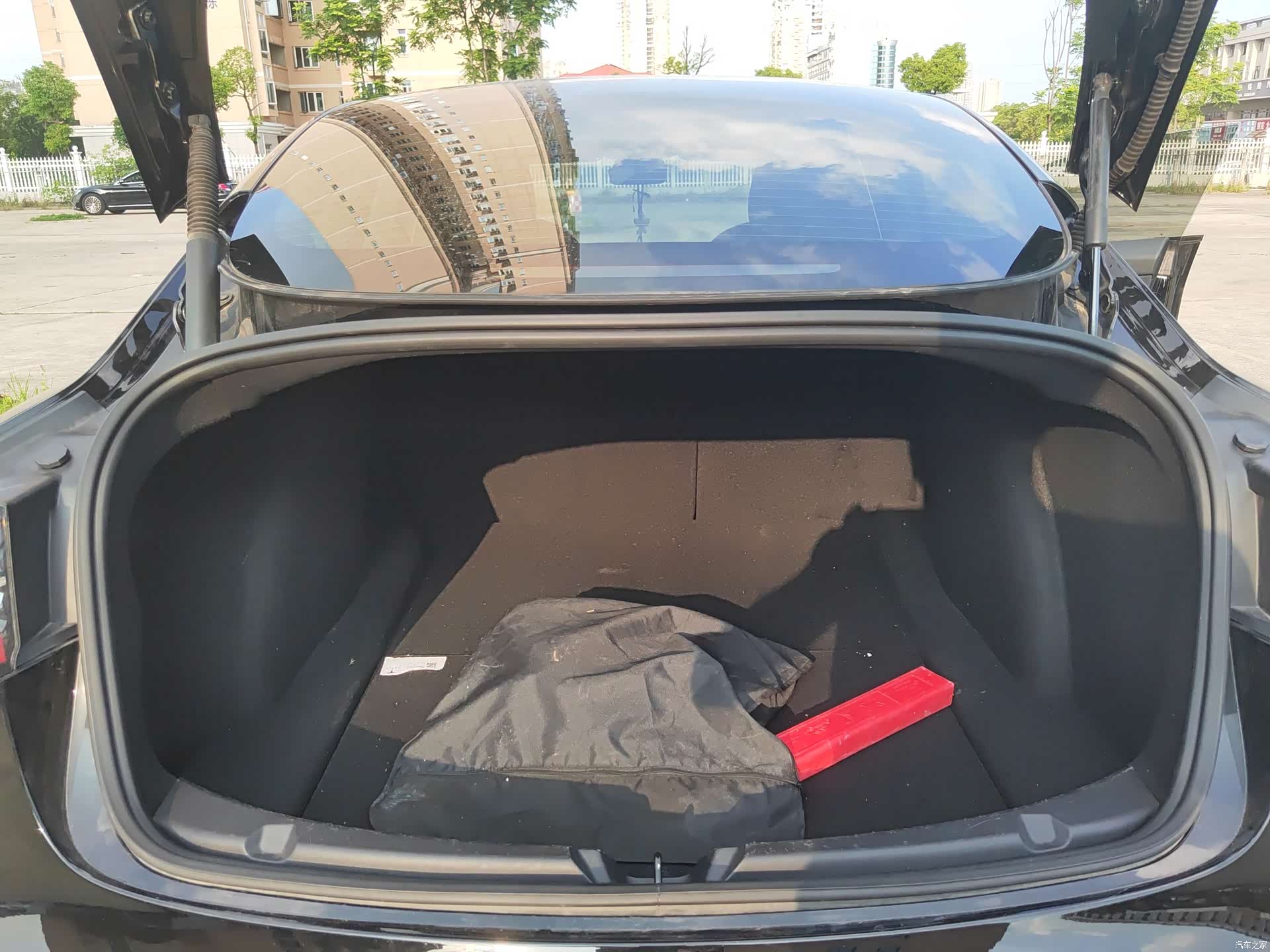Tesla Model 3, 2021 16