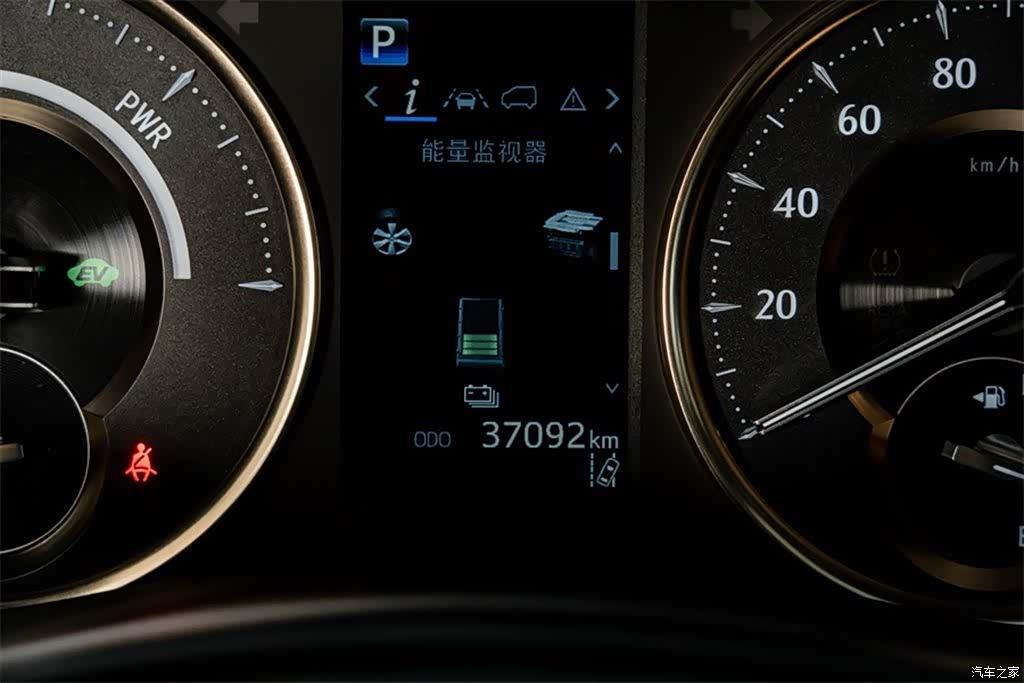 Lexus LM, 2023 10