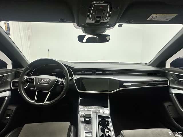 Audi A6L, 2019 9