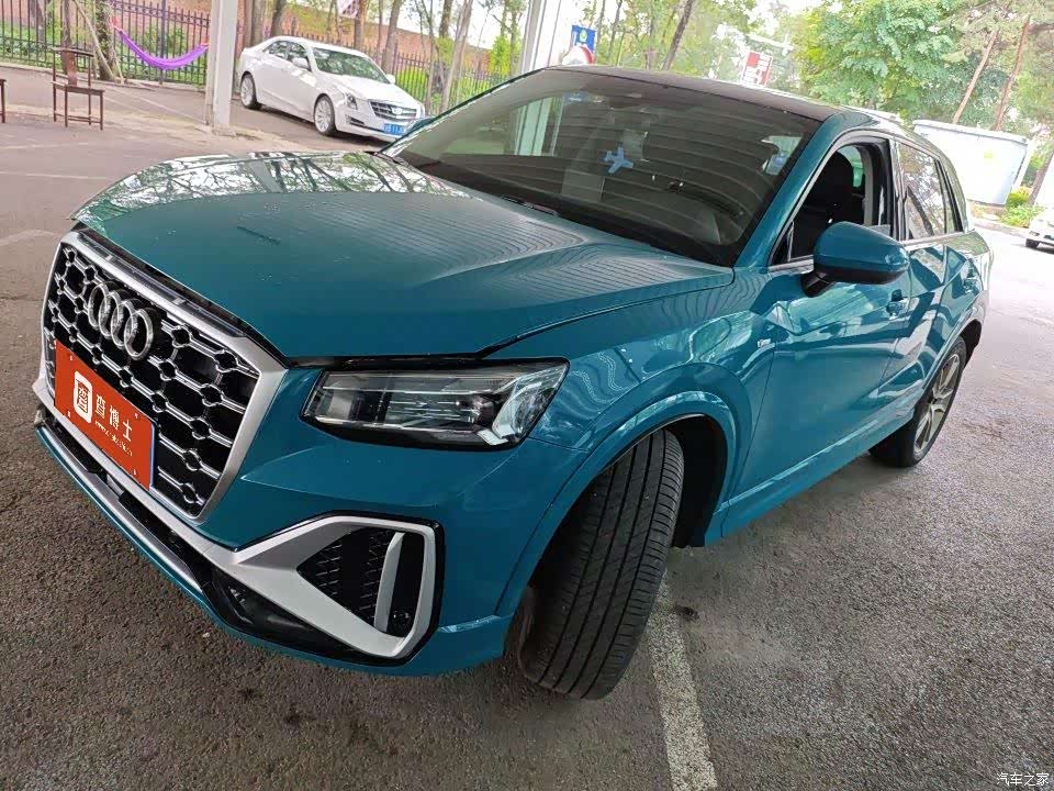 Audi Q2L, 2022 1