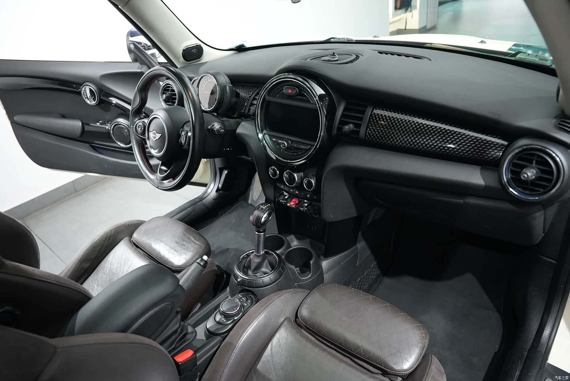 Mini Cooper, 2015 9