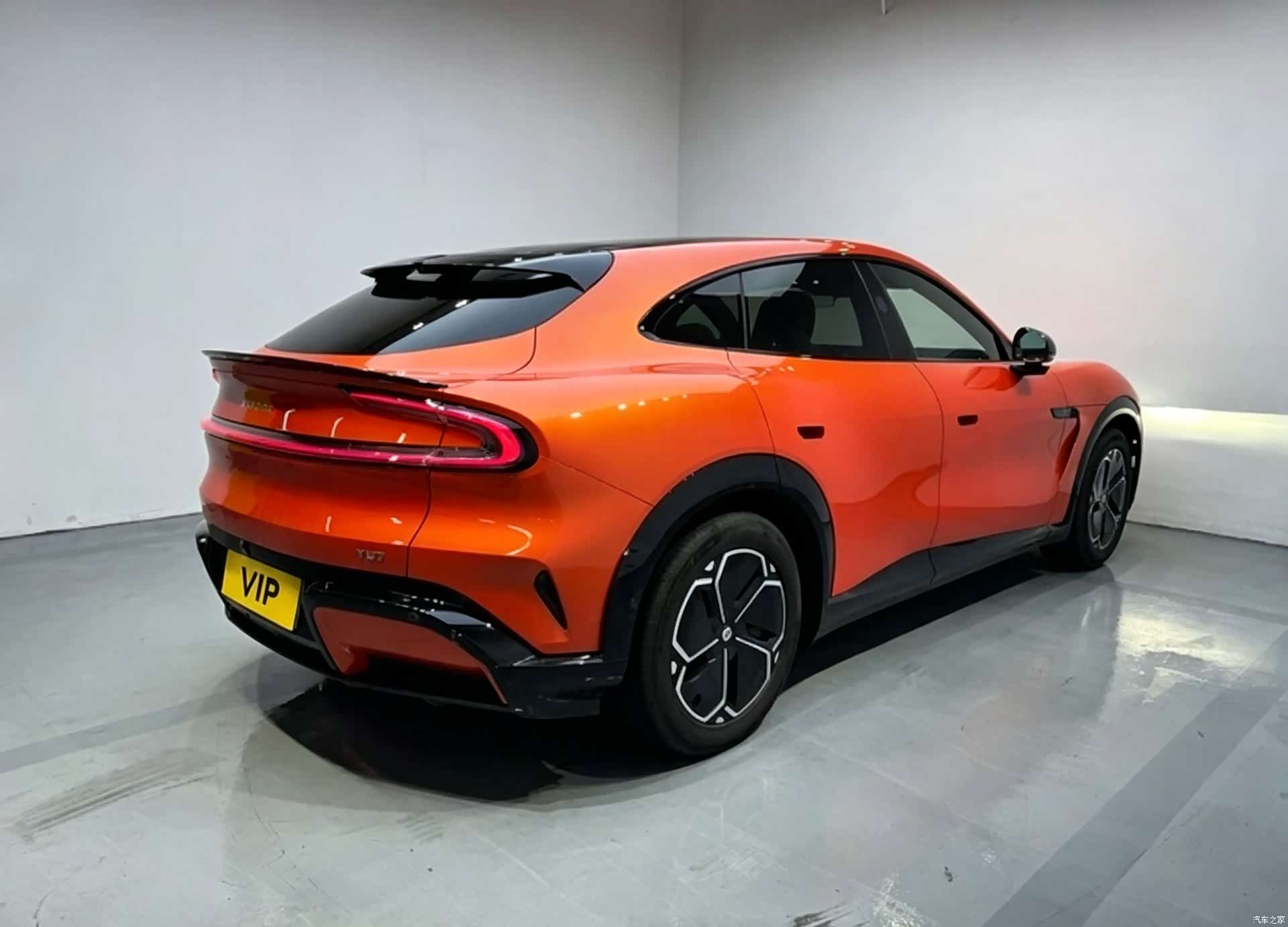 Xiaomi YU7, 2025 2