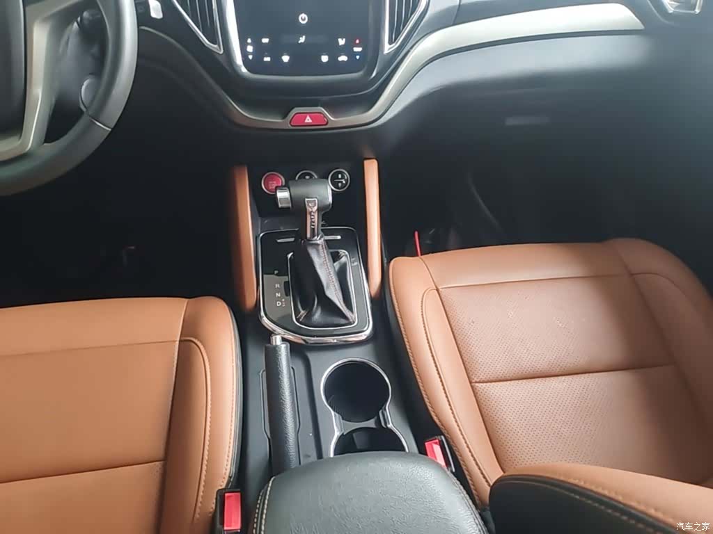 Changan CX70, 2020 14