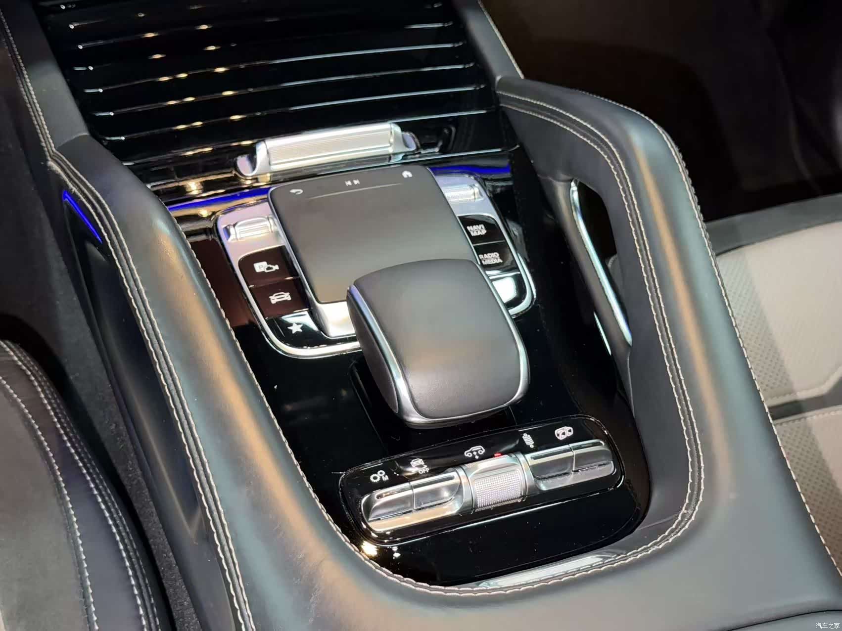Mercedes-Benz GLE, 2021 14