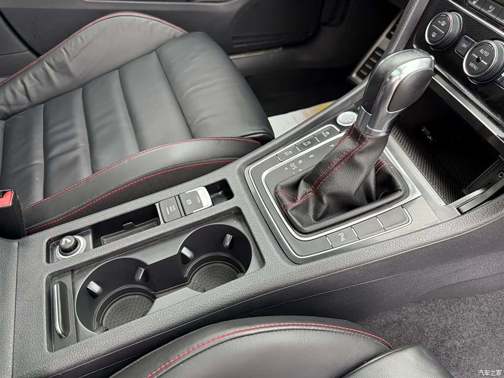 Volkswagen Golf, 2016 27