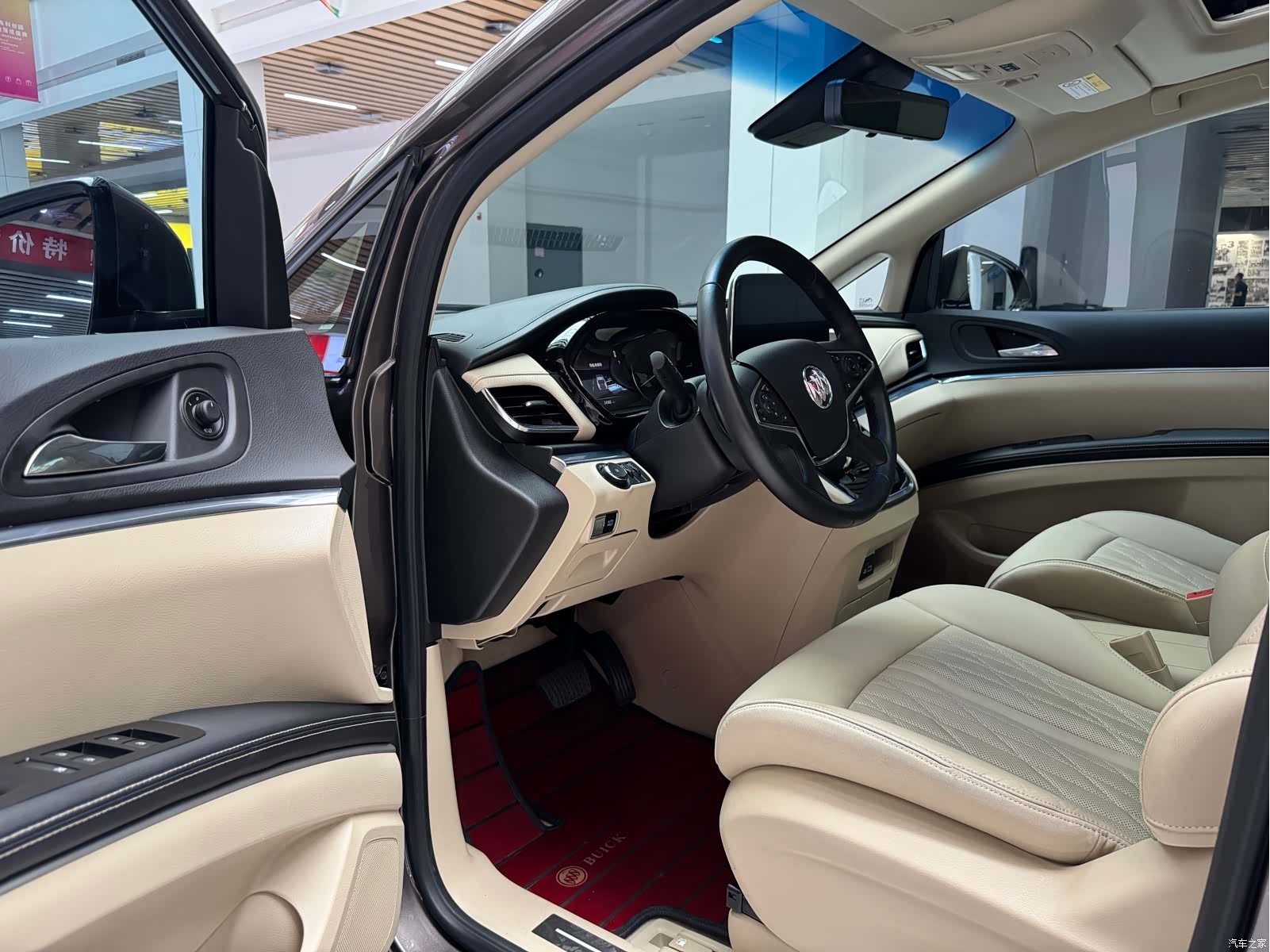Buick GL8, 2023 9