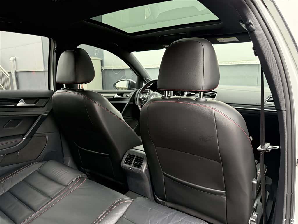 Volkswagen Golf, 2016 22