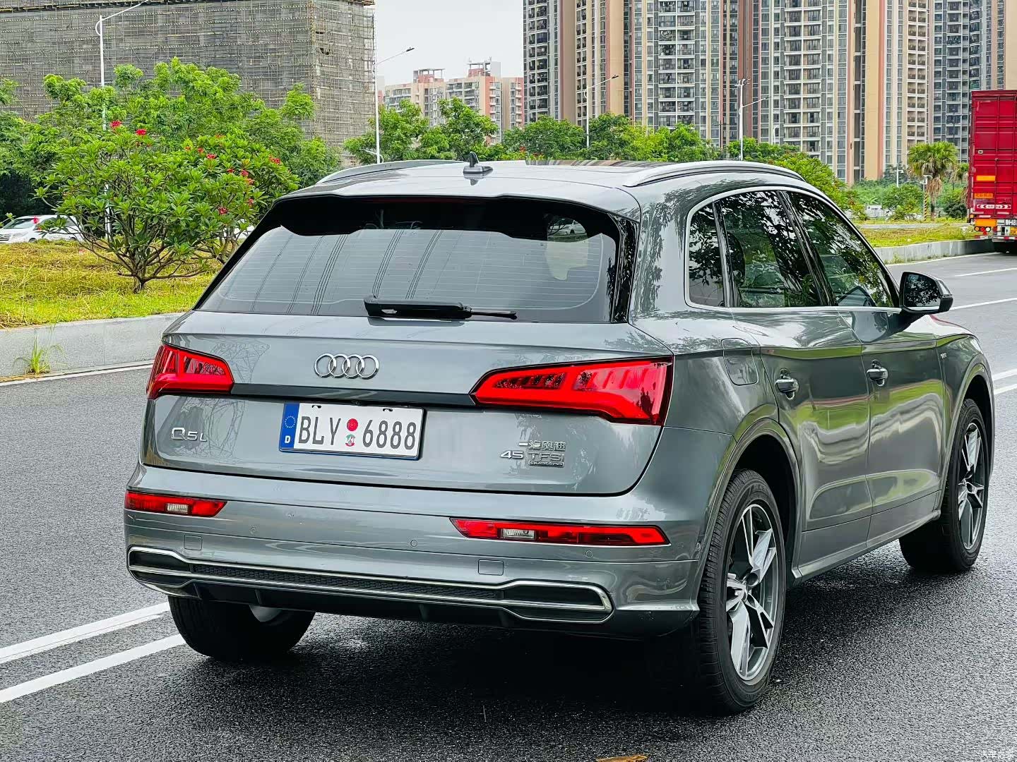 Audi Q5L, 2020 9