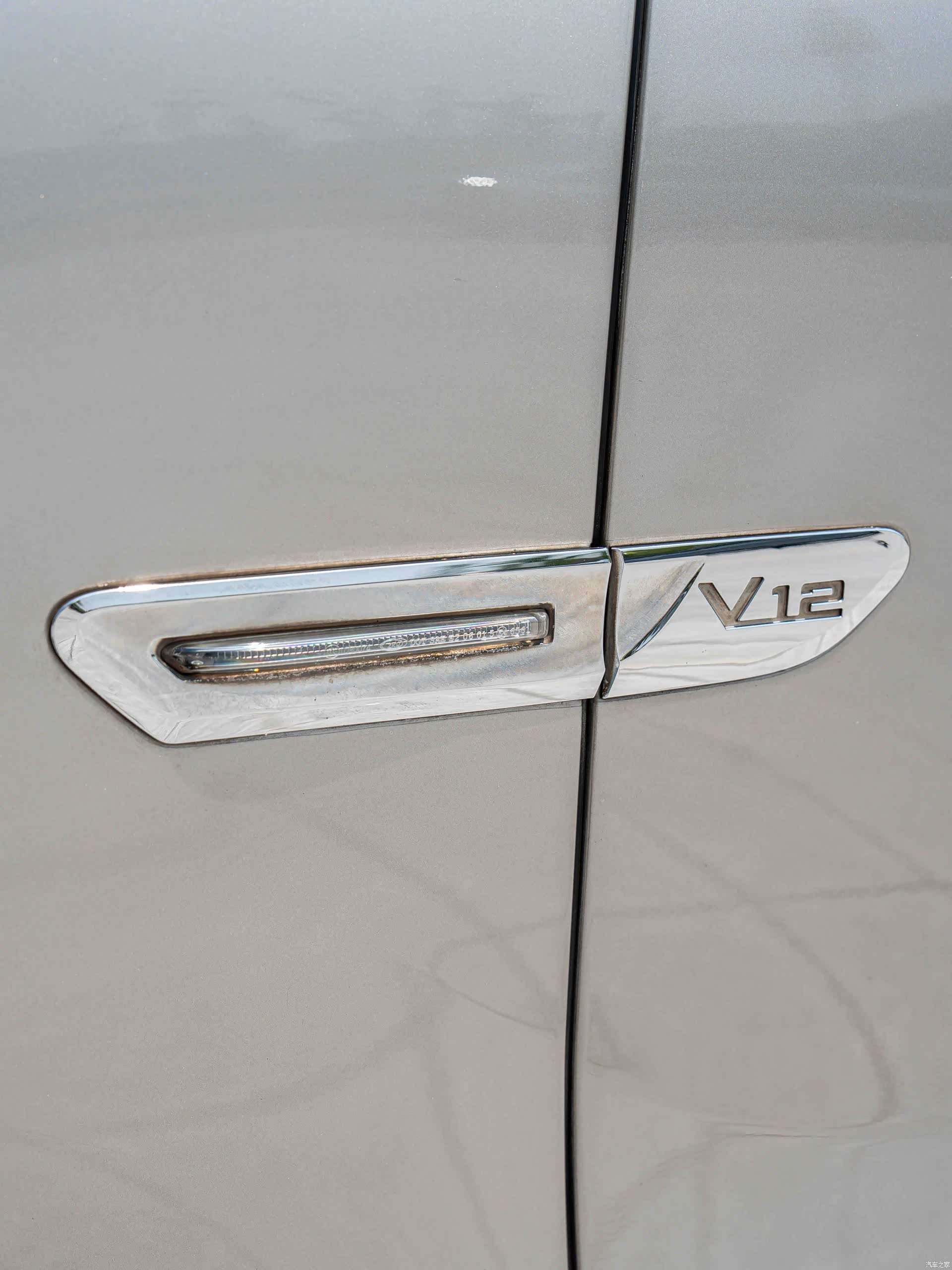 BMW 7 Series, 2012 9