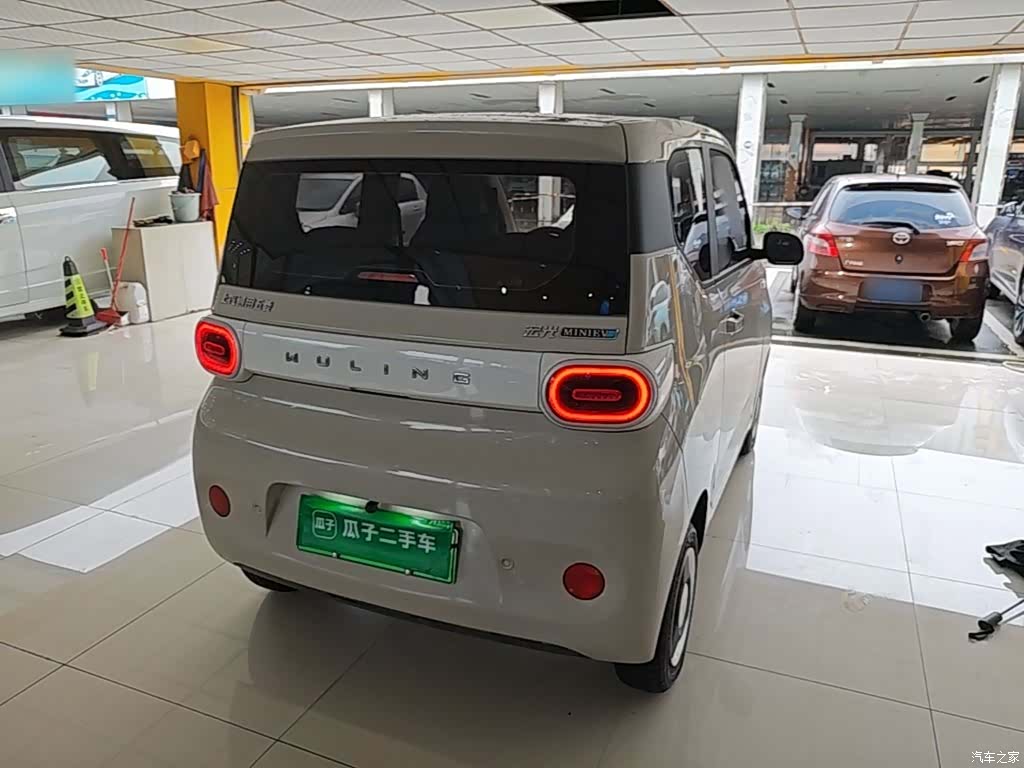 Wuling MINIEV, 2024 7