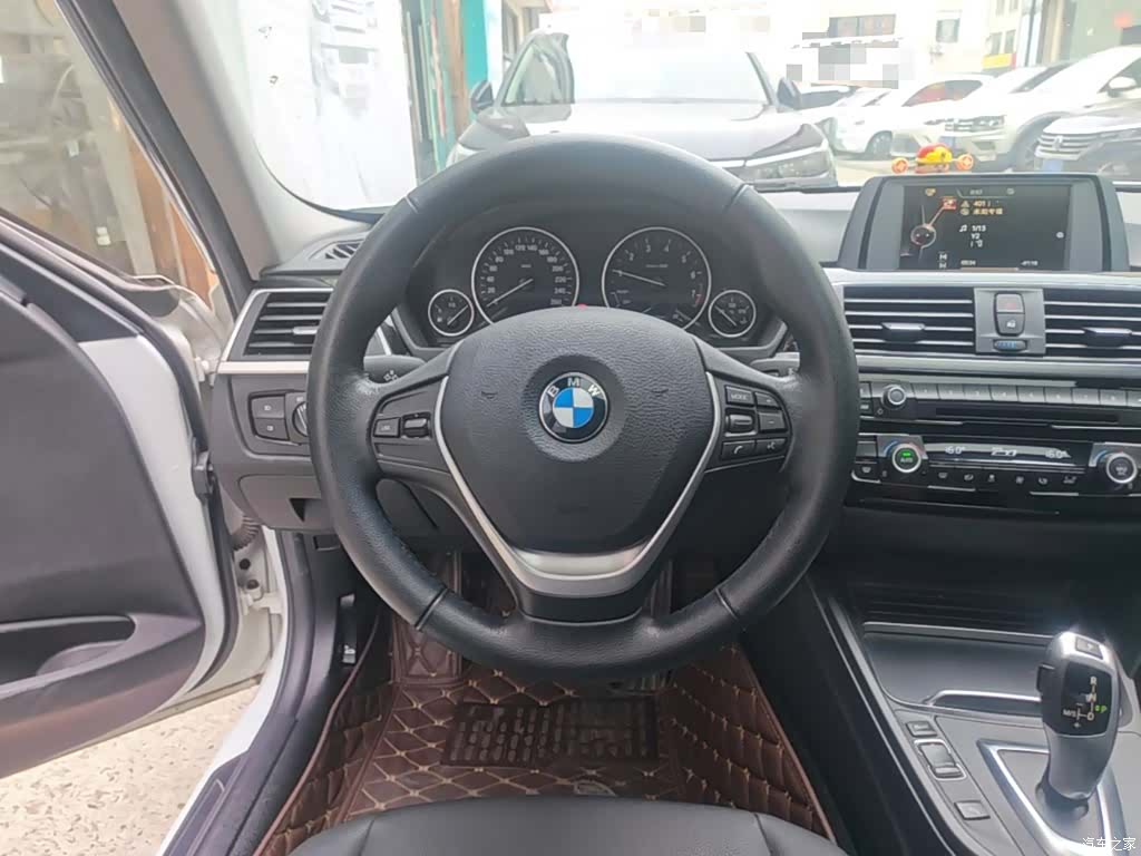 BMW 3 Series, 2016 11