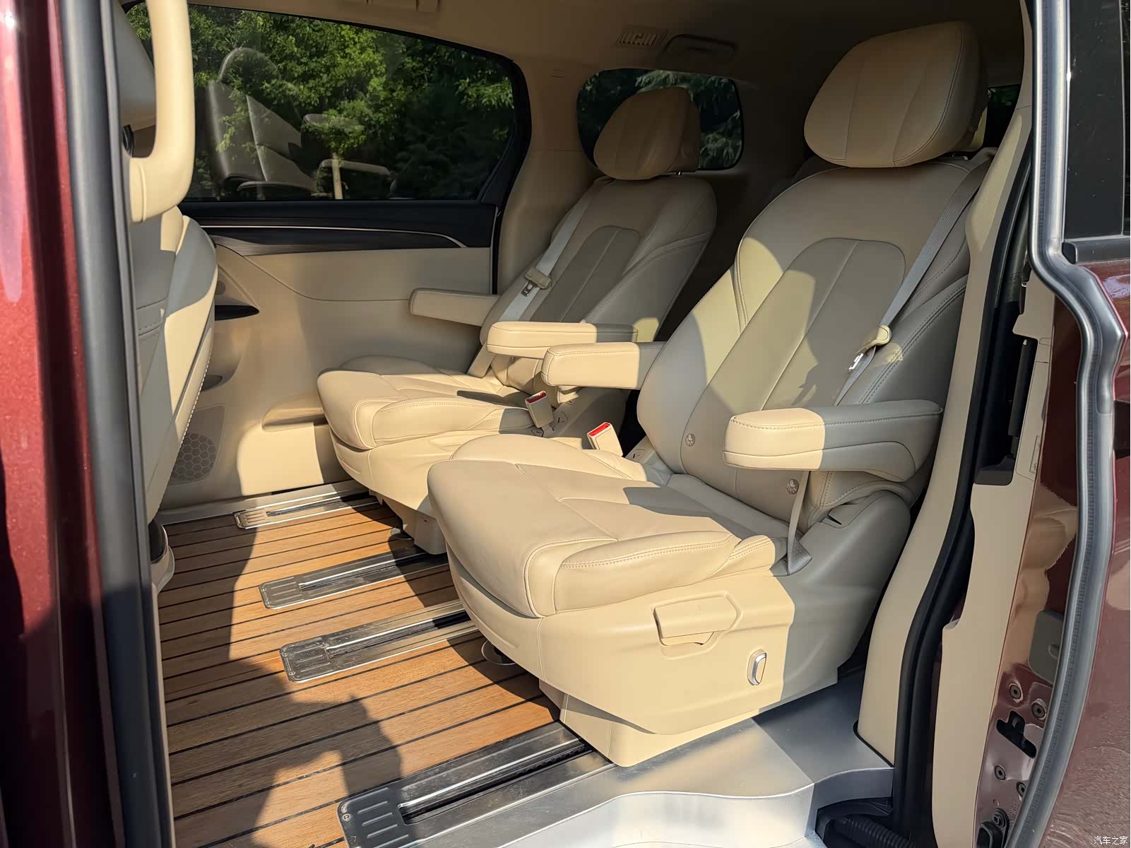 Buick GL8, 2023 8