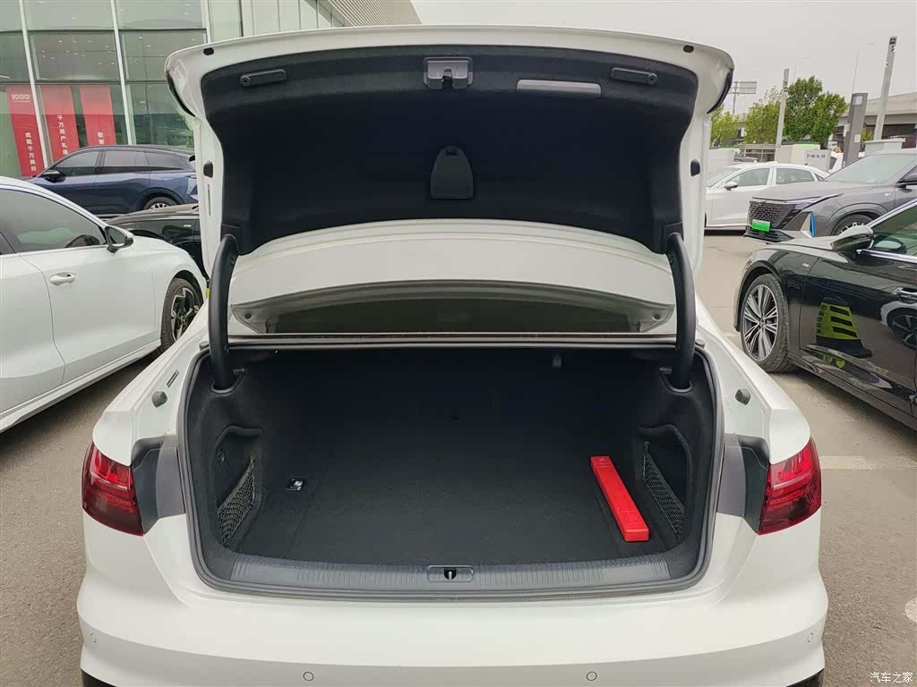 Audi A4L, 2023 19