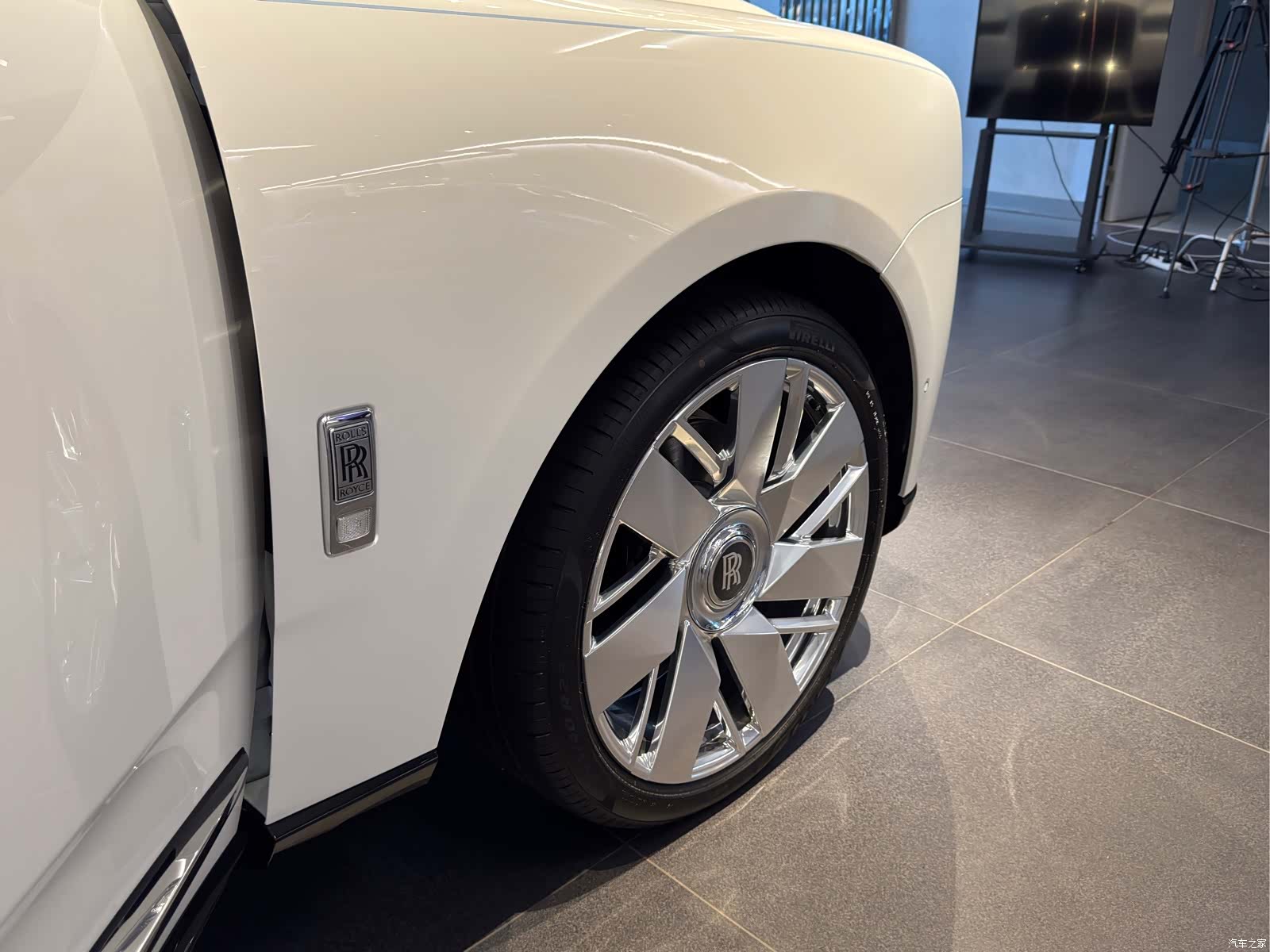Rolls-Royce Cullinan, 2026 18