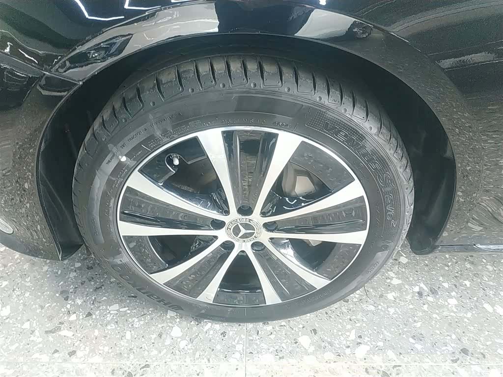 Mercedes-Benz E-Class, 2022 25
