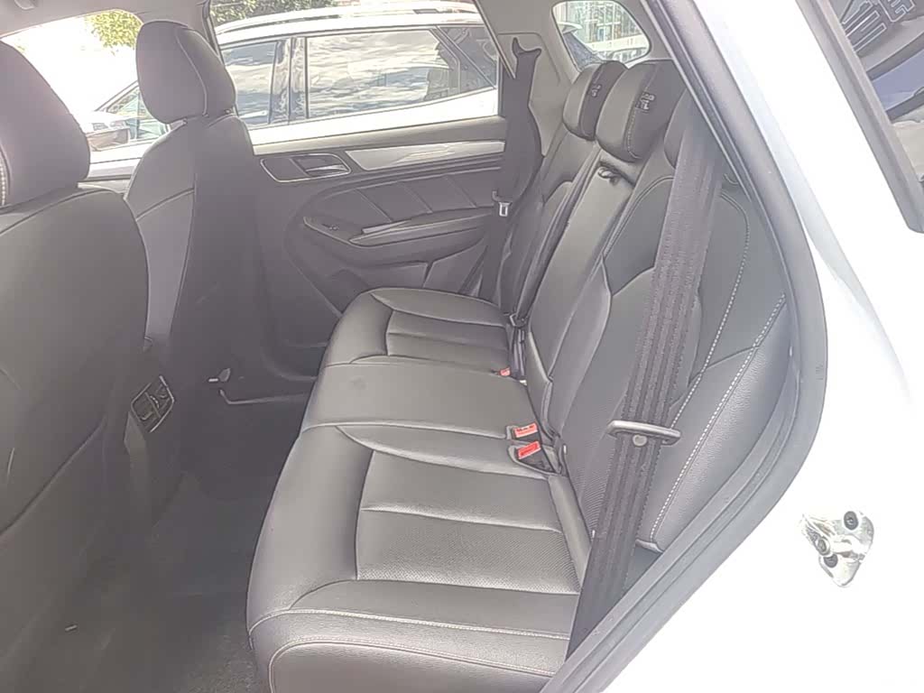 Roewe RX5, 2018 17