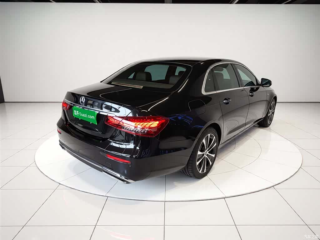 Mercedes-Benz E-Class, 2022 все фото