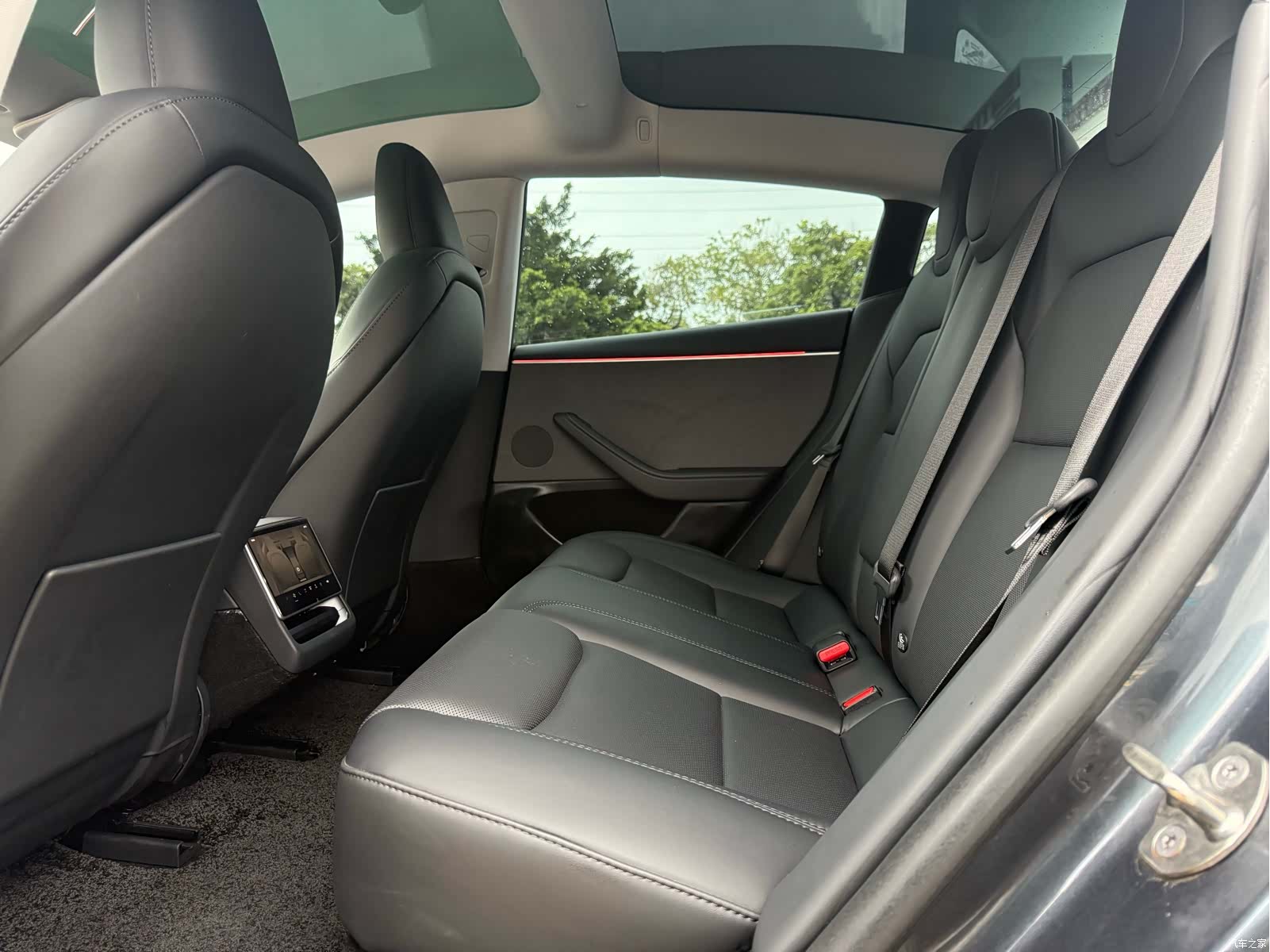 Tesla Model 3, 2024 6