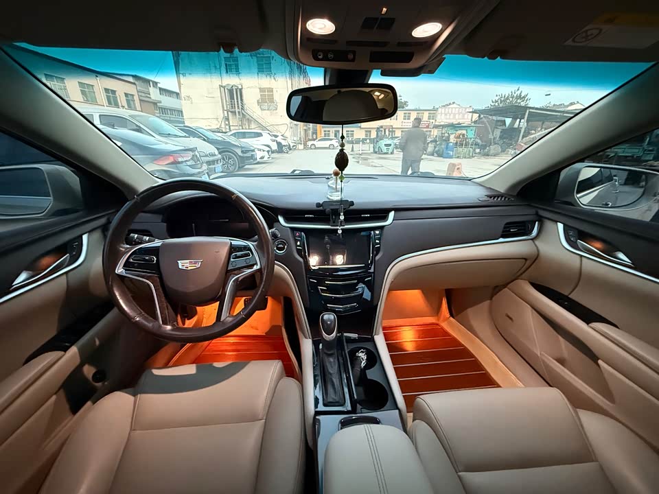 Cadillac XTS