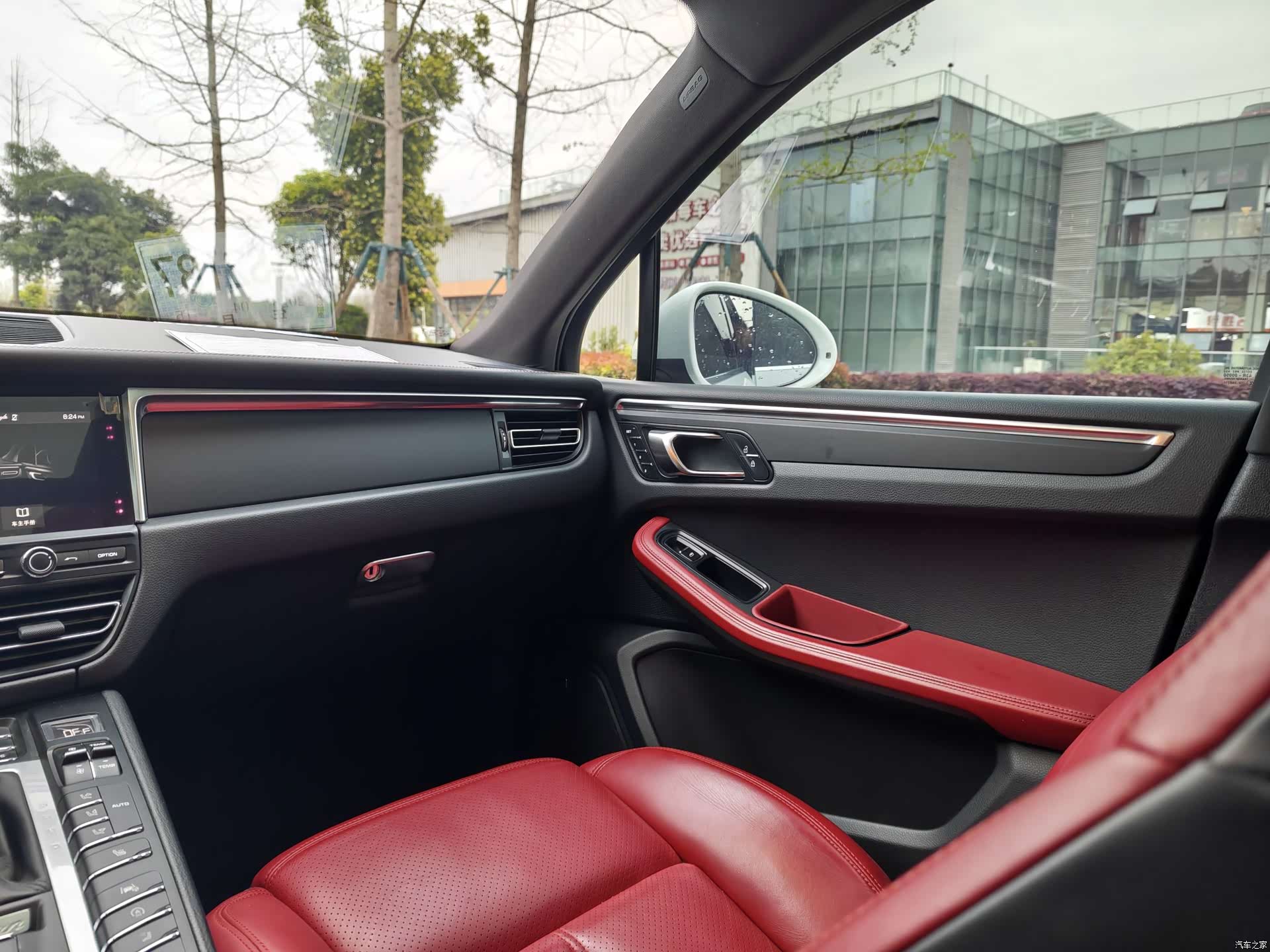 Porsche Macan, 2021 12