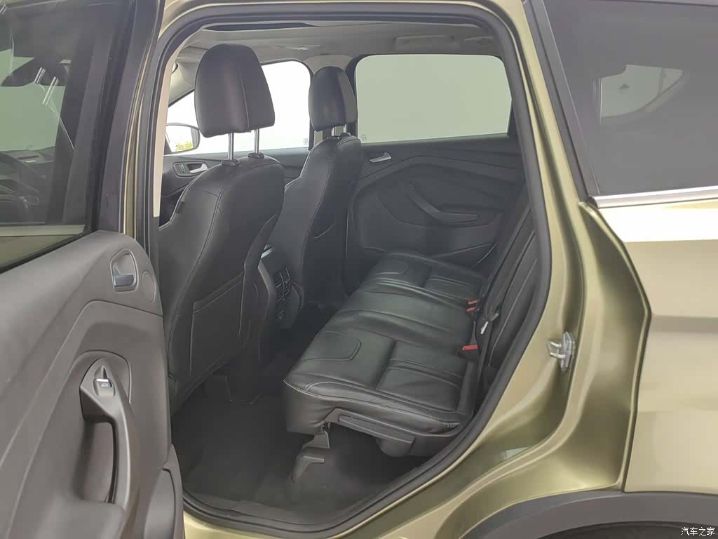 Ford Kuga, 2013 15