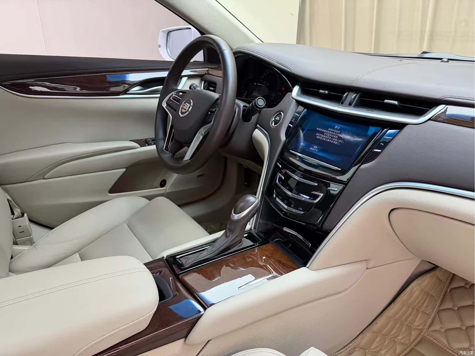 Cadillac XTS, 2016 все фото