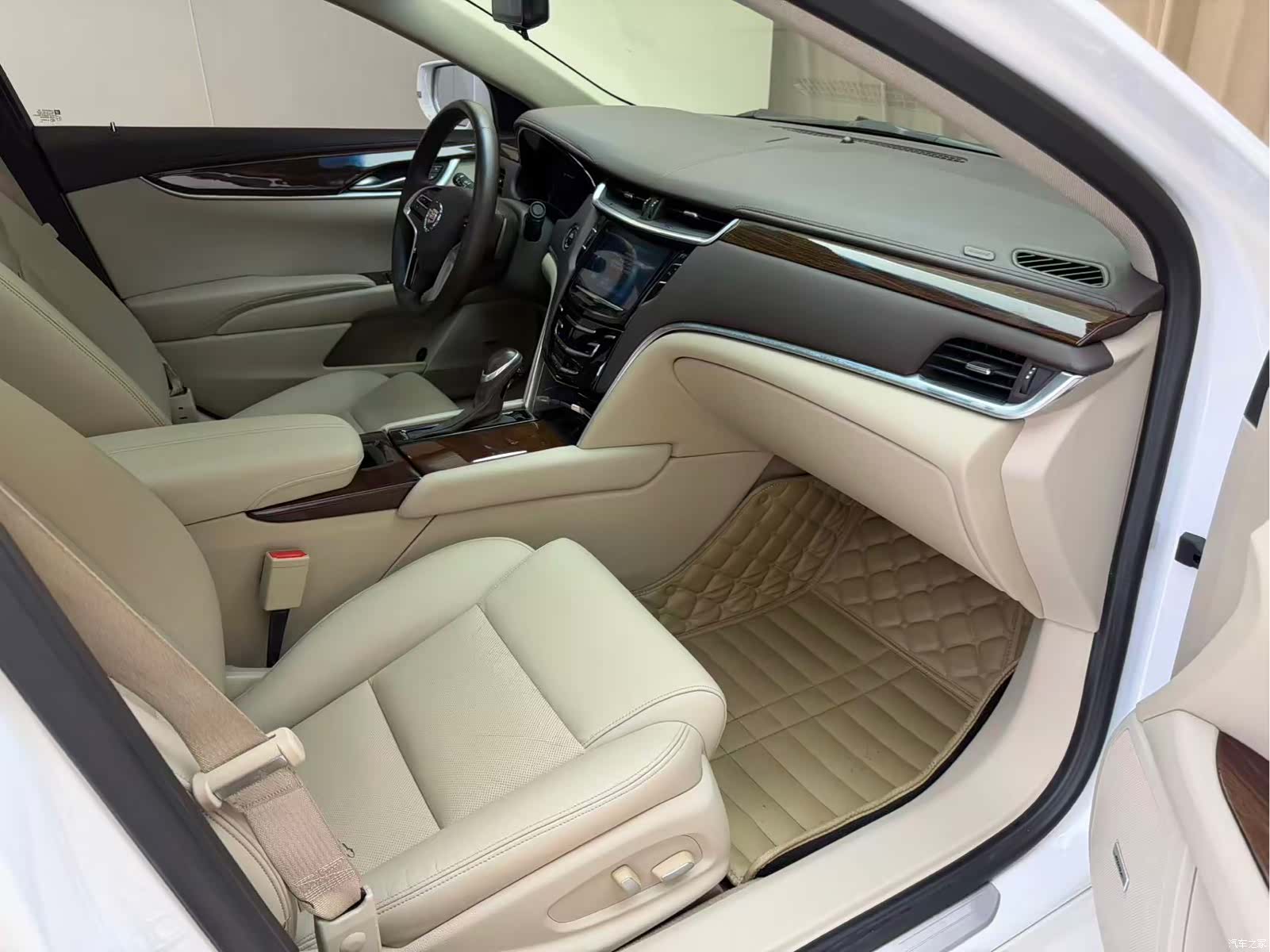 Cadillac XTS, 2016 4