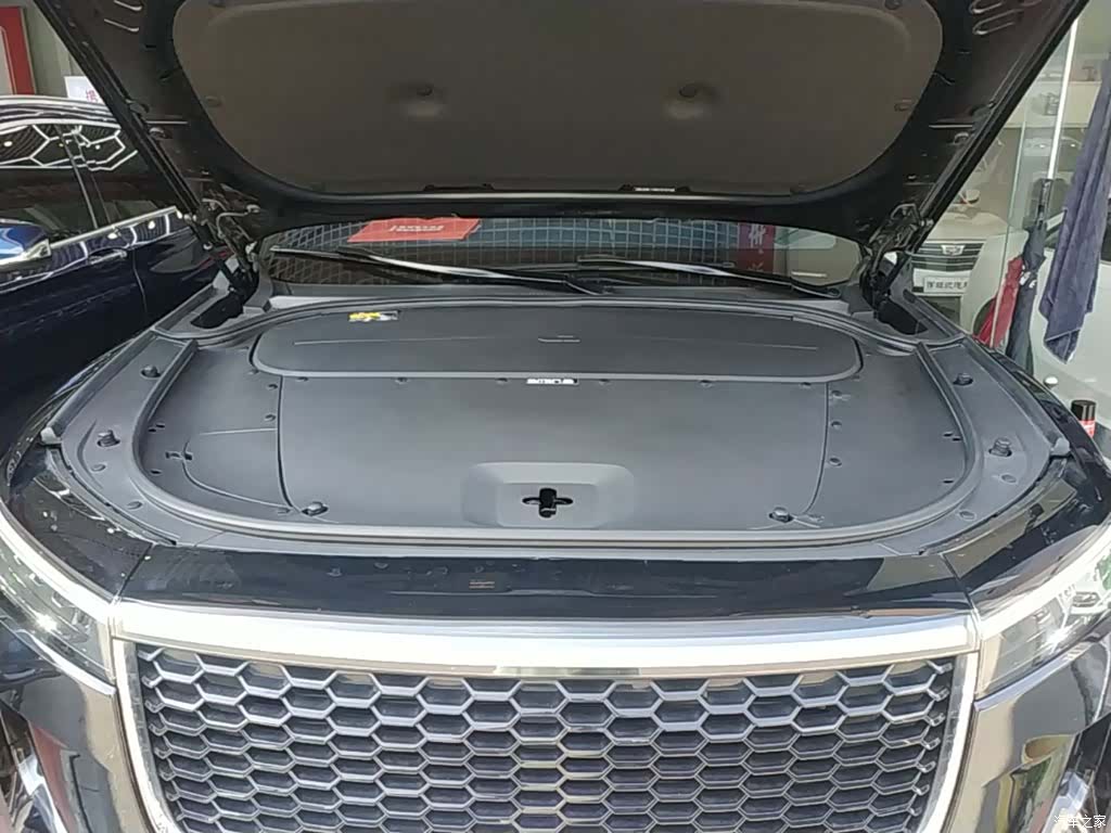 Li Auto ONE, 2023 20