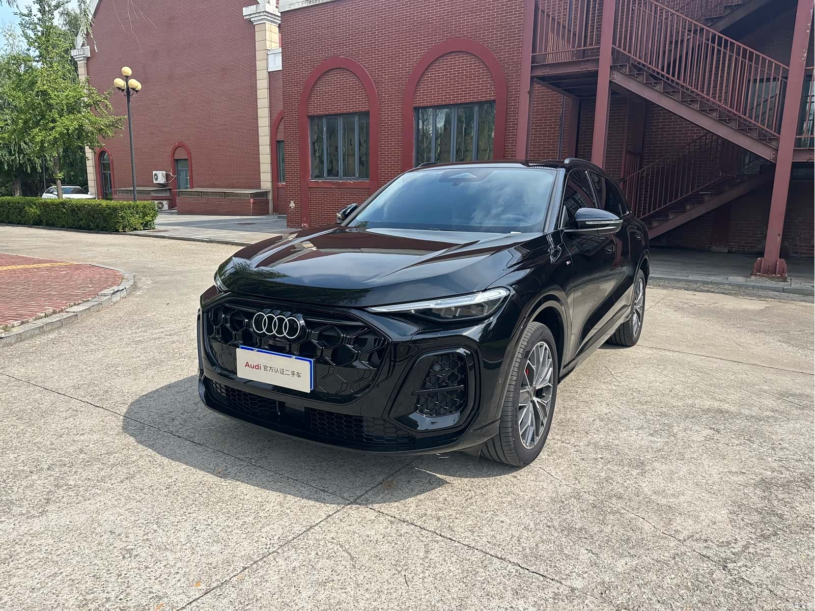 Audi Q5L, 2026 1