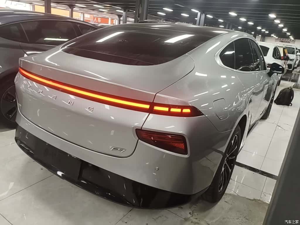 Xpeng P7, 2023 7