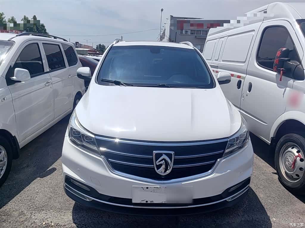 Wuling 730, 2018 3