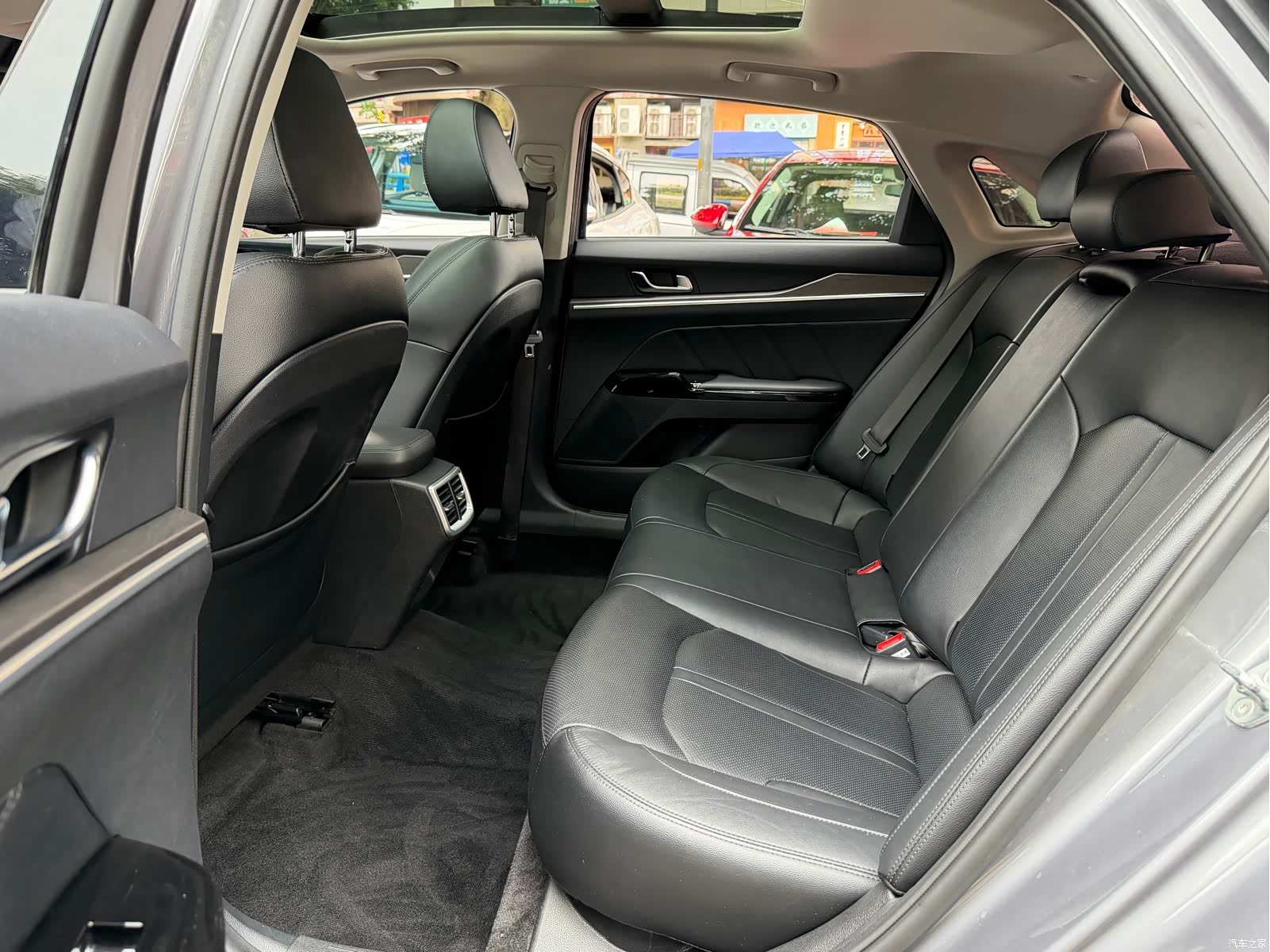 Kia K5, 2021 10